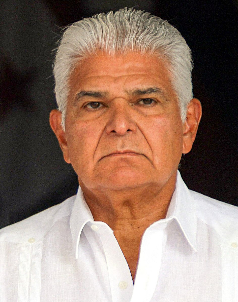 El presidente de Panamá, José Raúl Mulino, durante una audiencia con la comitiva colombiana en la Ciudad de Panamá, en marzo de 2025.