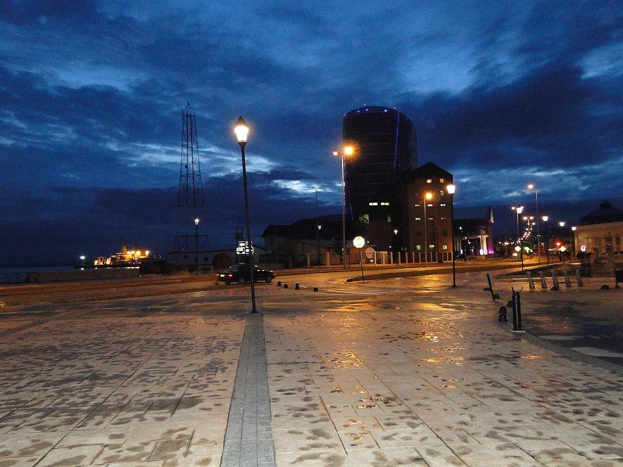 The port of Punta Arenas, on the Strait of Magellan, in 2012. The announced plan includes a study of upgrades to that port infrastructure.
