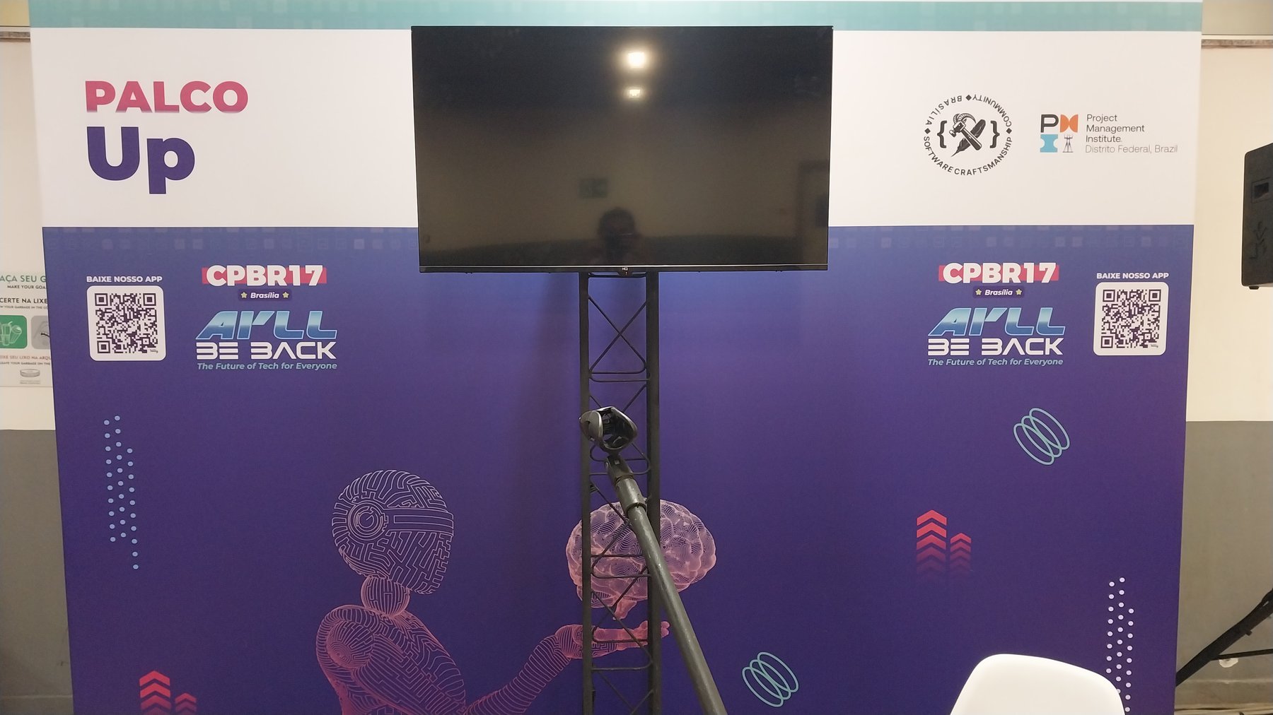 Uma trilha inteira na Campus Party: a DW Corp e a SCCB no CPBR17