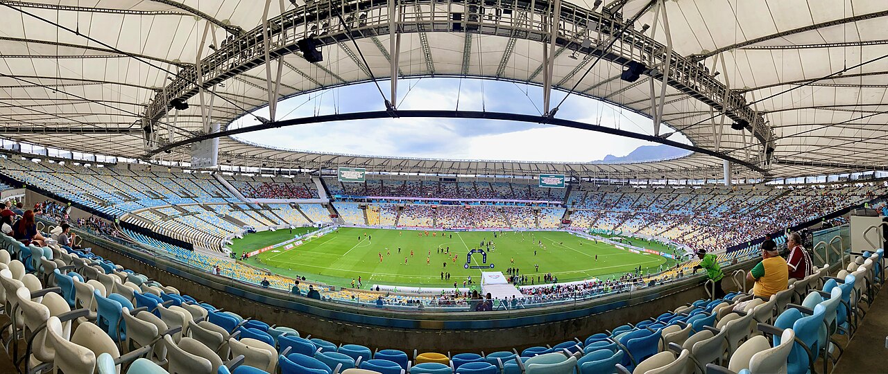 O estádio do Maracanã, no Rio de Janeiro, visto do alto