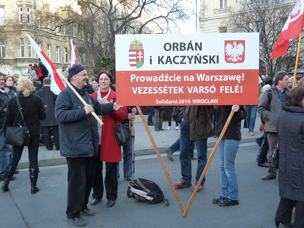 Viktor Orbán discursa na praça Kossuth, em Budapeste, em 15 de março de 2012, quando era primeiro-ministro da Hungria.
