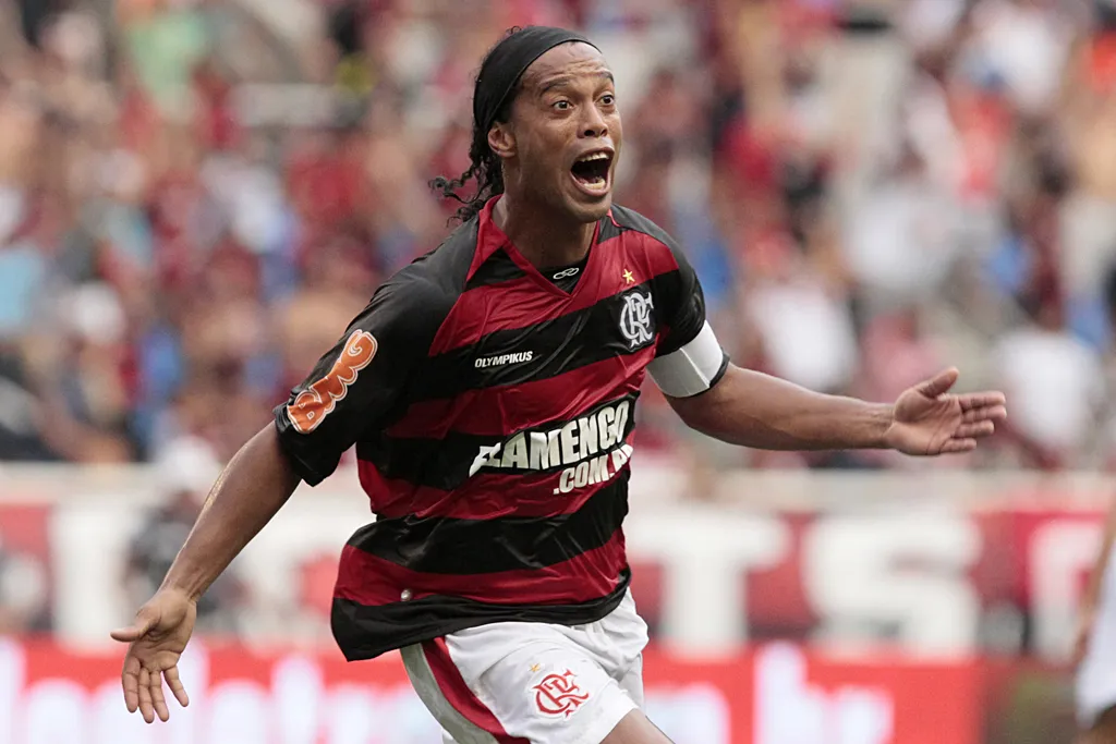 Ronaldinho at the 2011 Taça Guanabara final in Rio de Janeiro.