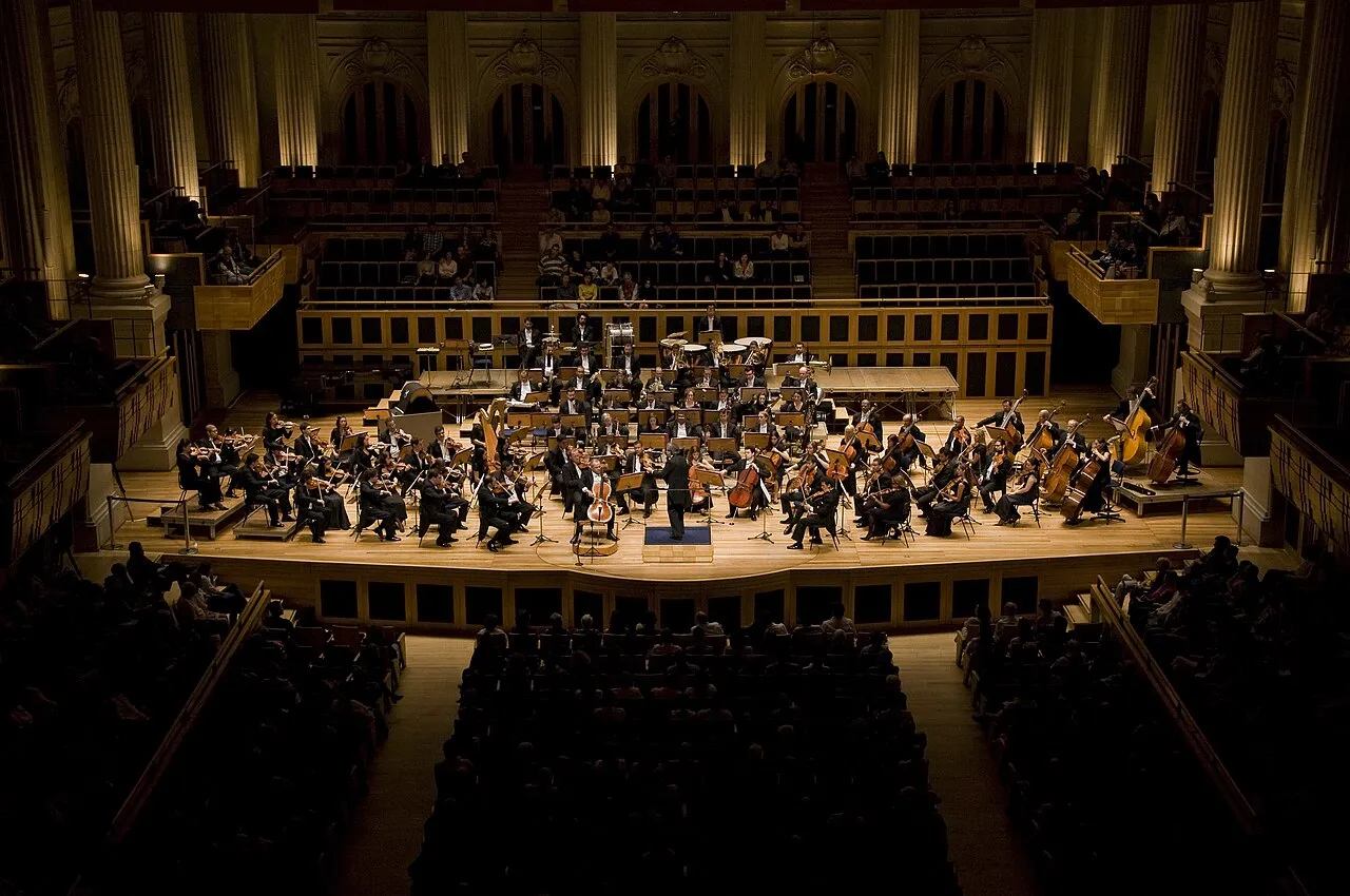 Concierto en la Sala São Paulo, en noviembre de 2010; la sala recibe la ceremonia del Jabuti 2026 el 27 de octubre.